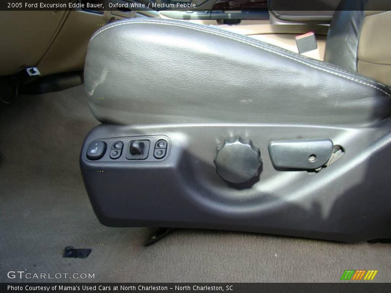 Oxford White / Medium Pebble 2005 Ford Excursion Eddie Bauer