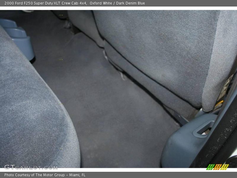 Oxford White / Dark Denim Blue 2000 Ford F250 Super Duty XLT Crew Cab 4x4