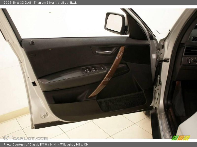 Titanium Silver Metallic / Black 2005 BMW X3 3.0i