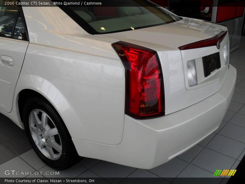 White Diamond / Cashmere 2006 Cadillac CTS Sedan