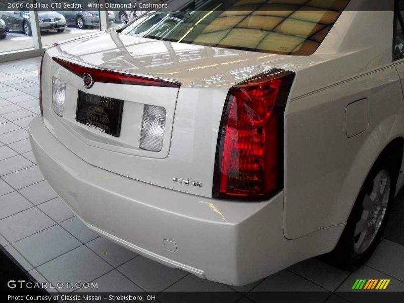 White Diamond / Cashmere 2006 Cadillac CTS Sedan
