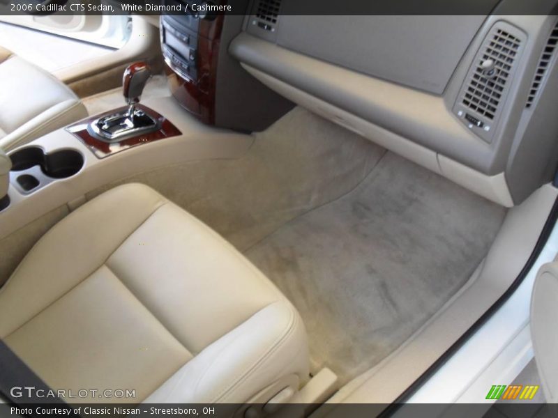 White Diamond / Cashmere 2006 Cadillac CTS Sedan