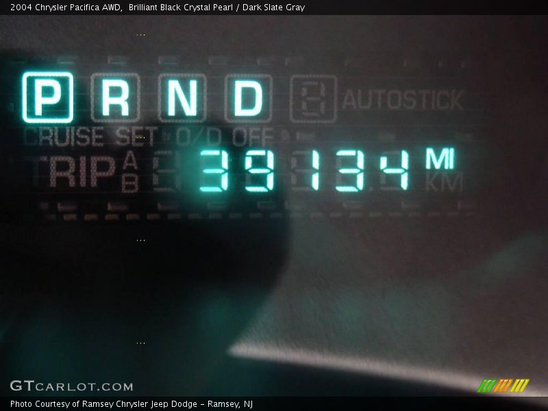 Brilliant Black Crystal Pearl / Dark Slate Gray 2004 Chrysler Pacifica AWD