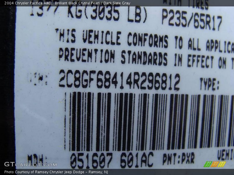 Brilliant Black Crystal Pearl / Dark Slate Gray 2004 Chrysler Pacifica AWD
