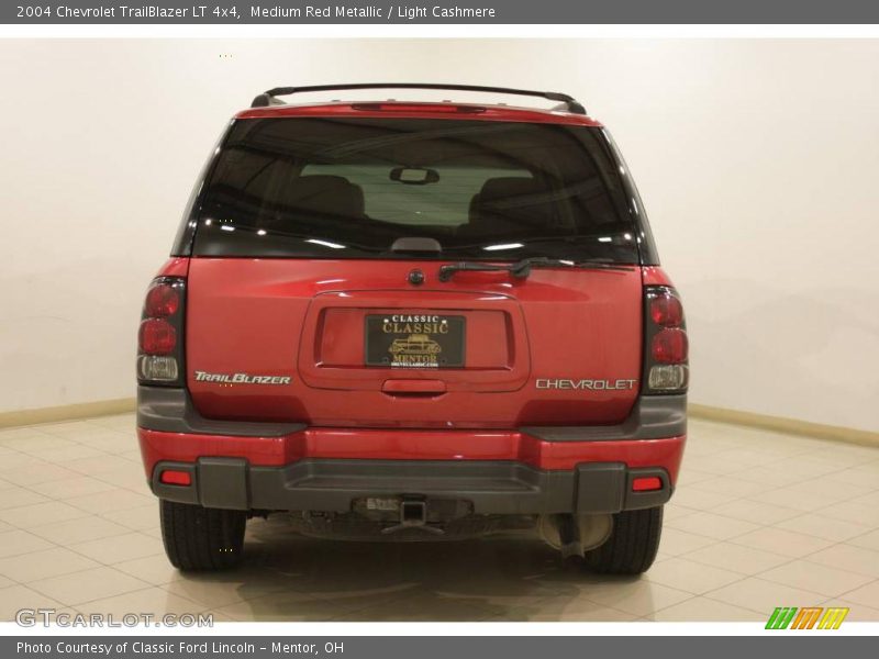 Medium Red Metallic / Light Cashmere 2004 Chevrolet TrailBlazer LT 4x4