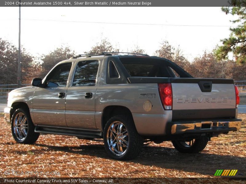 Silver Birch Metallic / Medium Neutral Beige 2004 Chevrolet Avalanche 1500 4x4