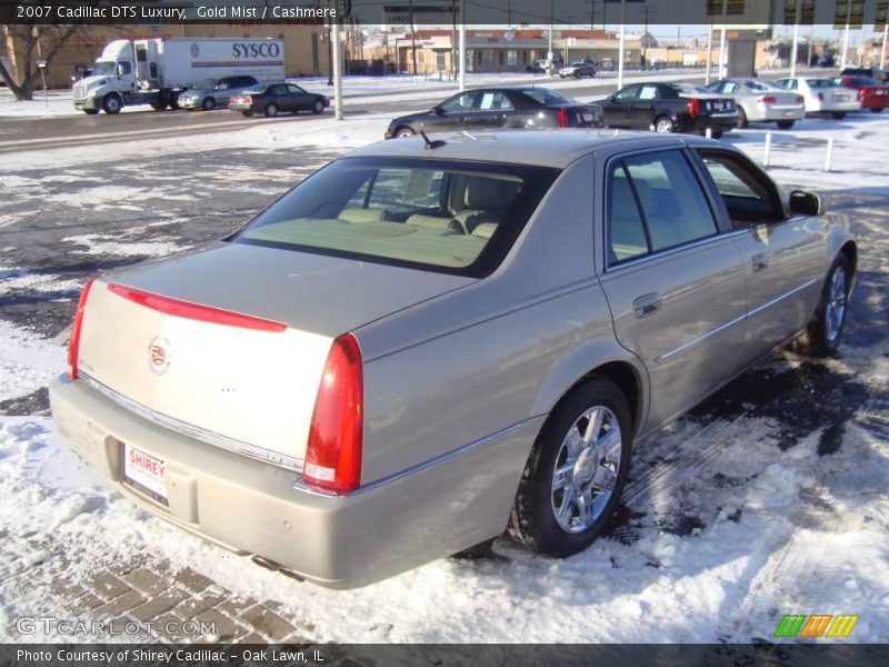 Gold Mist / Cashmere 2007 Cadillac DTS Luxury