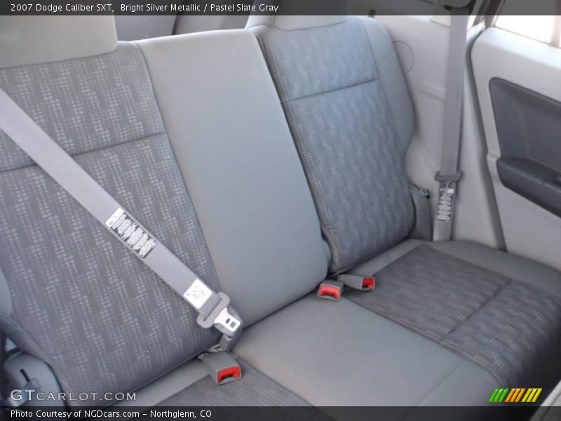 Bright Silver Metallic / Pastel Slate Gray 2007 Dodge Caliber SXT