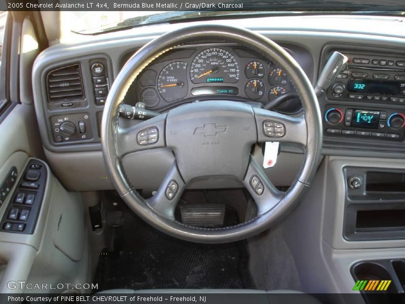 Bermuda Blue Metallic / Gray/Dark Charcoal 2005 Chevrolet Avalanche LT 4x4