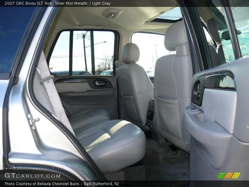 Silver Mist Metallic / Light Gray 2007 GMC Envoy SLT 4x4