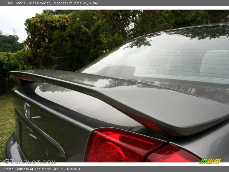 Magnesium Metallic / Gray 2005 Honda Civic LX Sedan