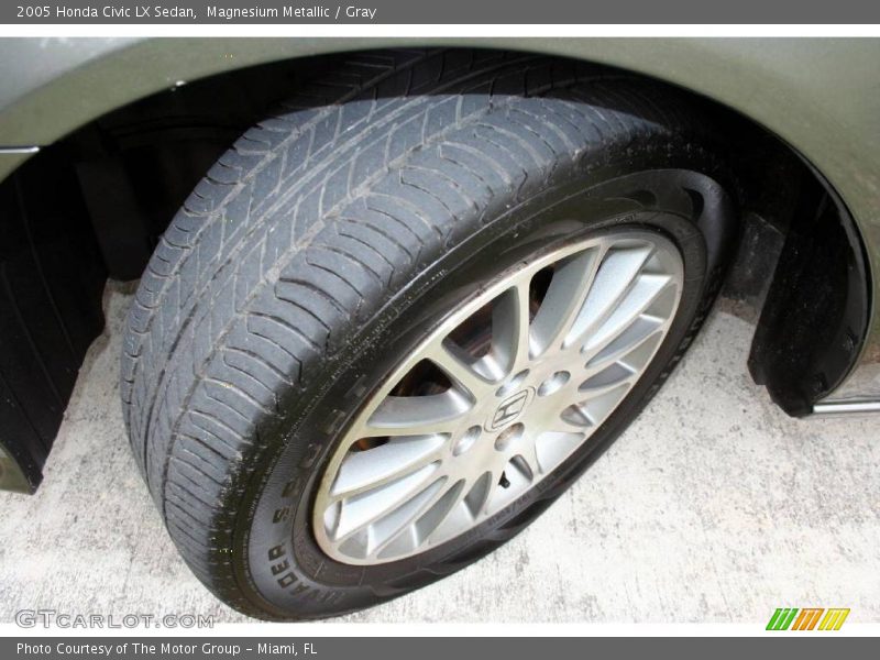 Magnesium Metallic / Gray 2005 Honda Civic LX Sedan