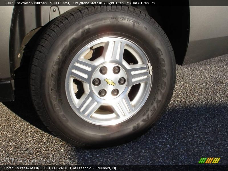 Graystone Metallic / Light Titanium/Dark Titanium 2007 Chevrolet Suburban 1500 LS 4x4