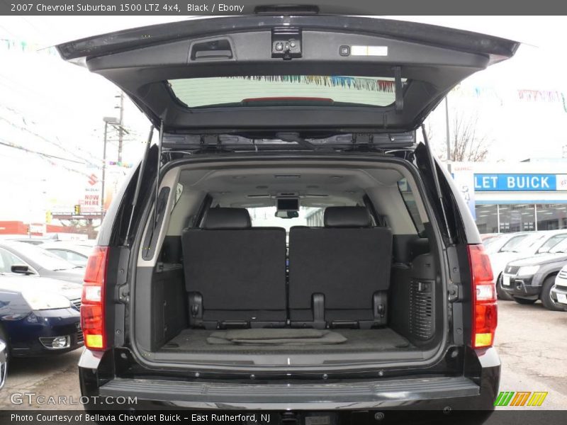 Black / Ebony 2007 Chevrolet Suburban 1500 LTZ 4x4