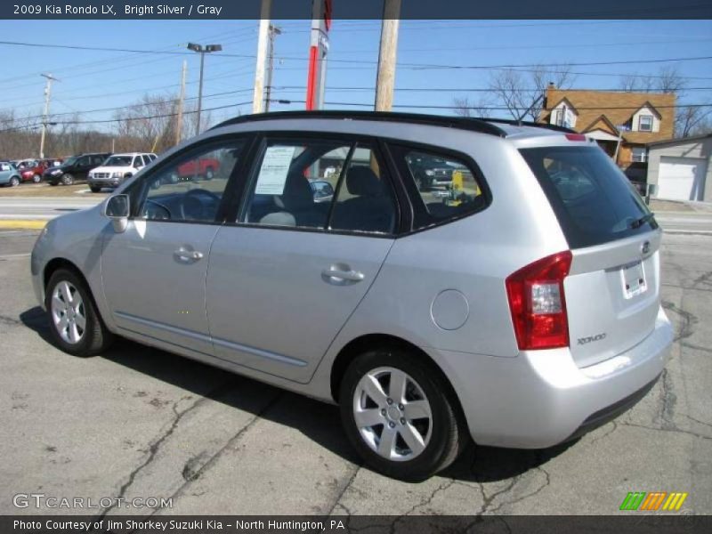 Bright Silver / Gray 2009 Kia Rondo LX