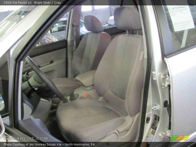 Bright Silver / Gray 2009 Kia Rondo LX