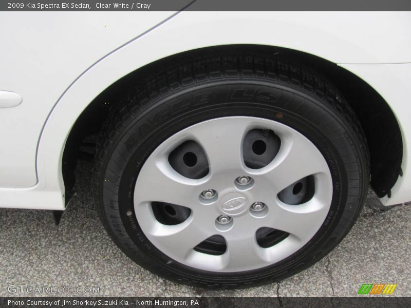 Clear White / Gray 2009 Kia Spectra EX Sedan