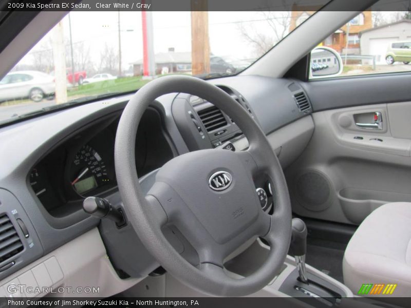 Clear White / Gray 2009 Kia Spectra EX Sedan