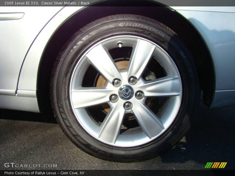 Classic Silver Metallic / Black 2005 Lexus ES 330