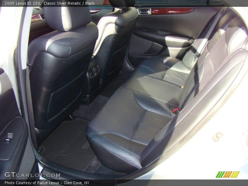 Classic Silver Metallic / Black 2005 Lexus ES 330