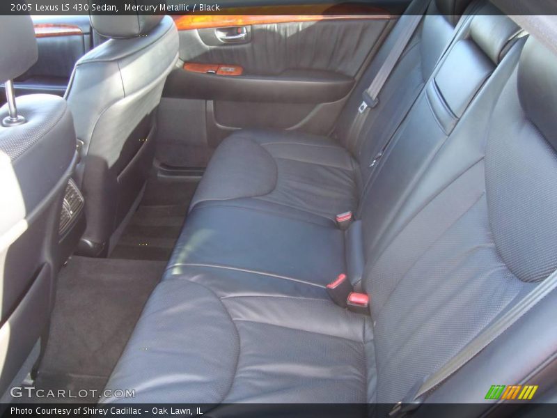 Mercury Metallic / Black 2005 Lexus LS 430 Sedan
