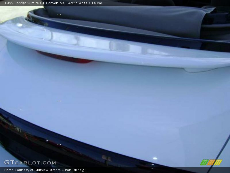Arctic White / Taupe 1999 Pontiac Sunfire GT Convertible