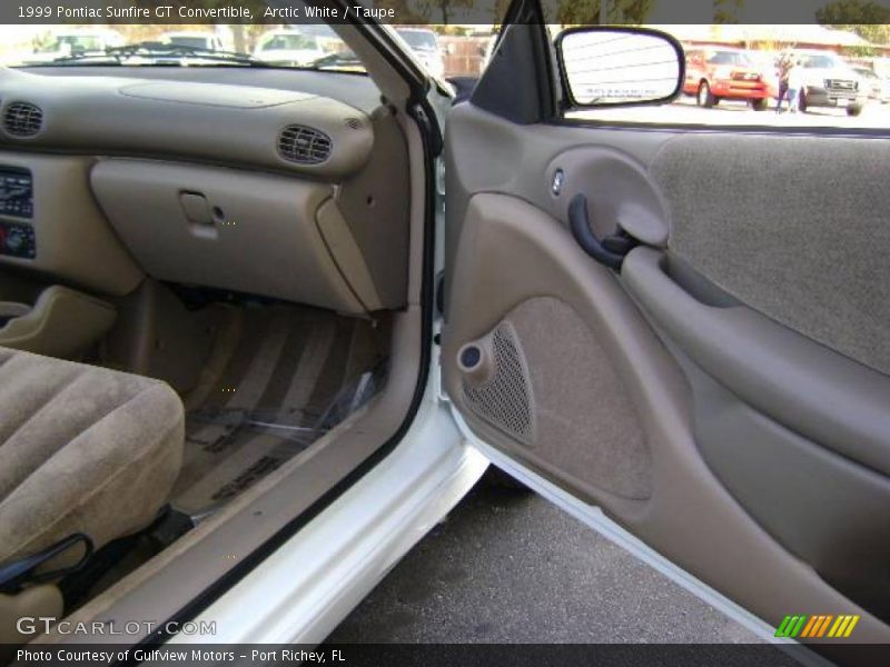 Arctic White / Taupe 1999 Pontiac Sunfire GT Convertible