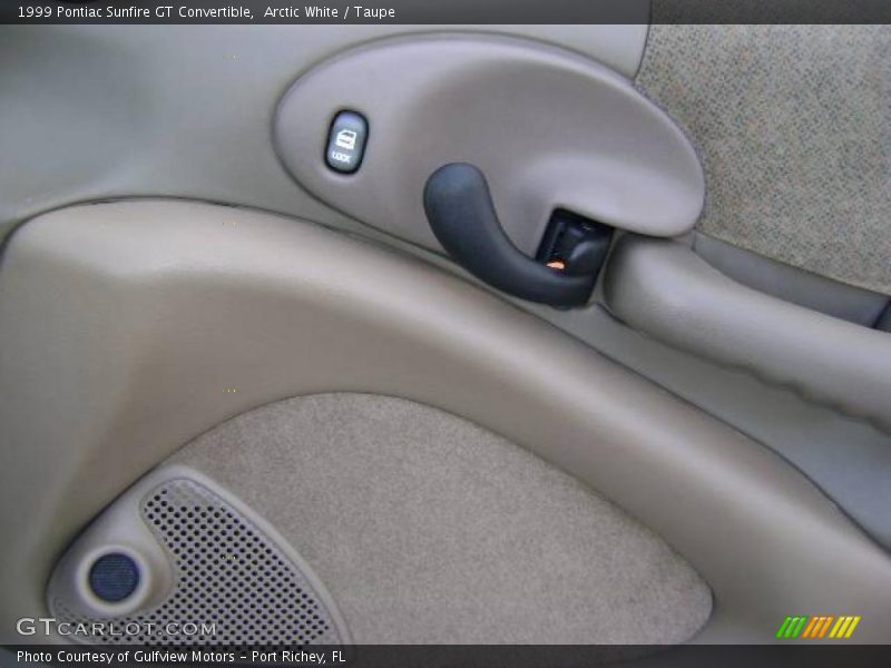 Arctic White / Taupe 1999 Pontiac Sunfire GT Convertible