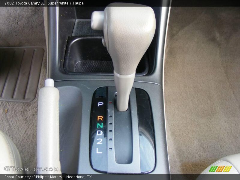 Super White / Taupe 2002 Toyota Camry LE