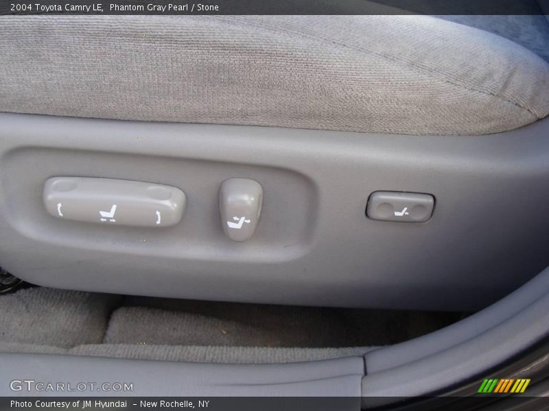 Phantom Gray Pearl / Stone 2004 Toyota Camry LE