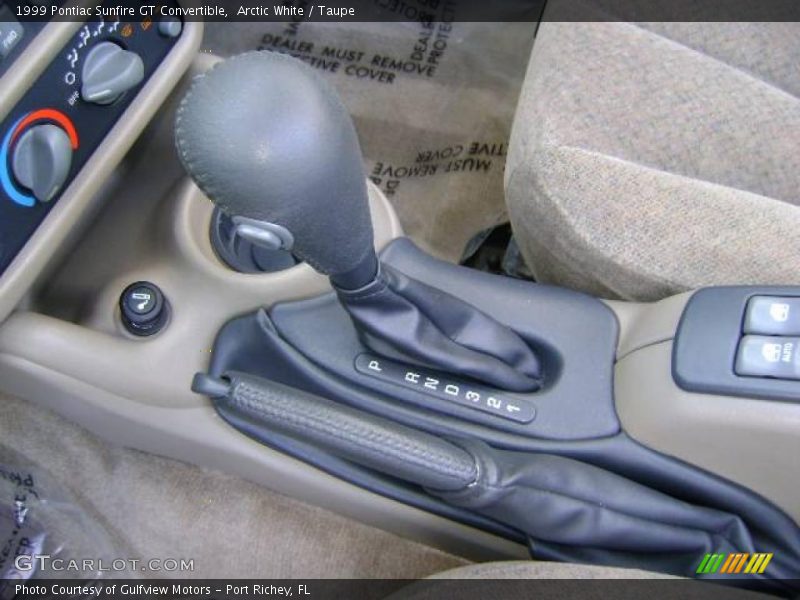 Arctic White / Taupe 1999 Pontiac Sunfire GT Convertible