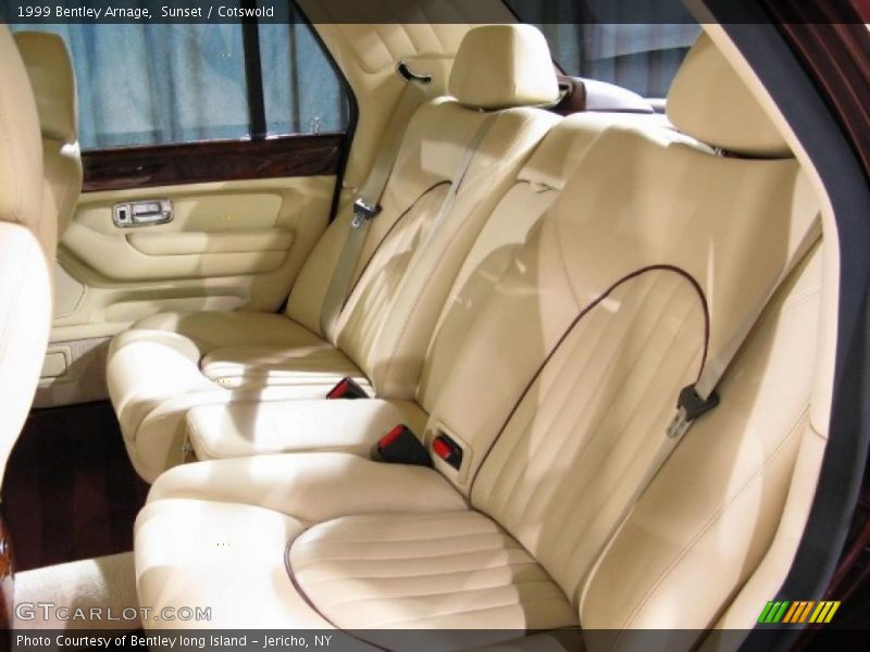 Sunset / Cotswold 1999 Bentley Arnage
