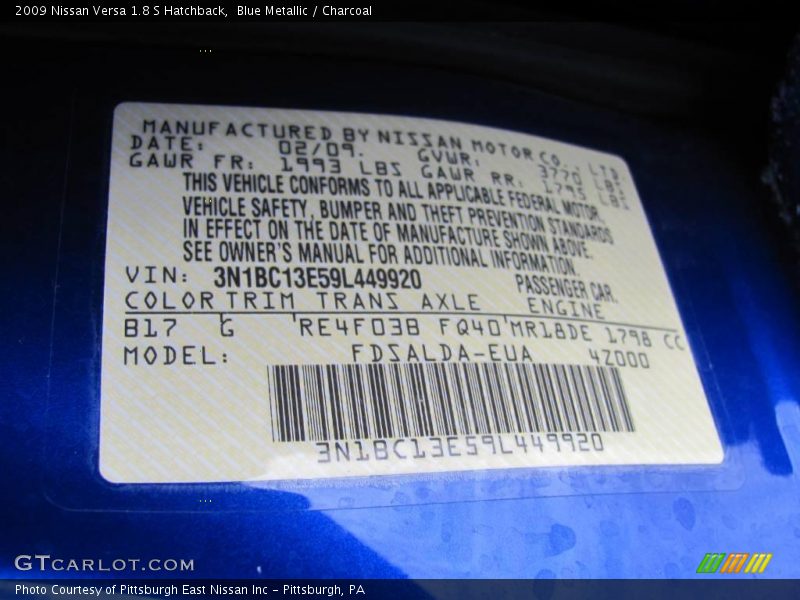 Blue Metallic / Charcoal 2009 Nissan Versa 1.8 S Hatchback