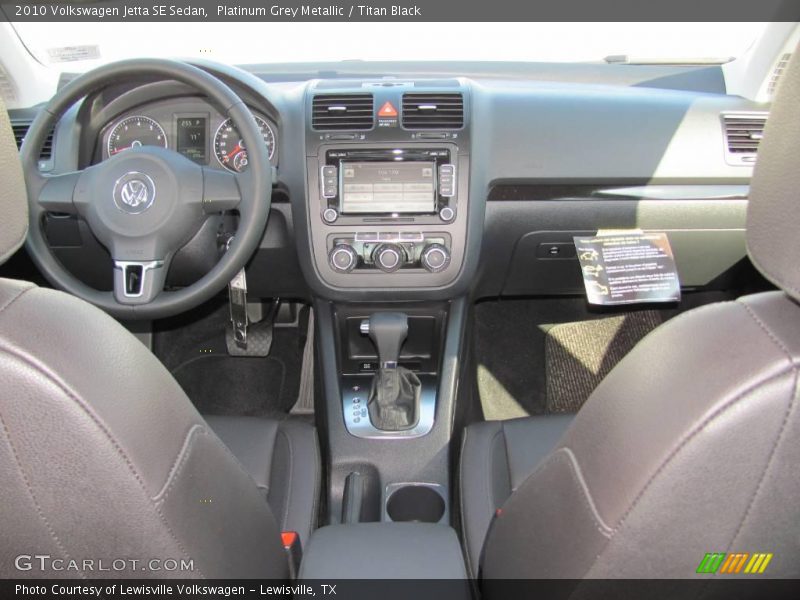 Platinum Grey Metallic / Titan Black 2010 Volkswagen Jetta SE Sedan