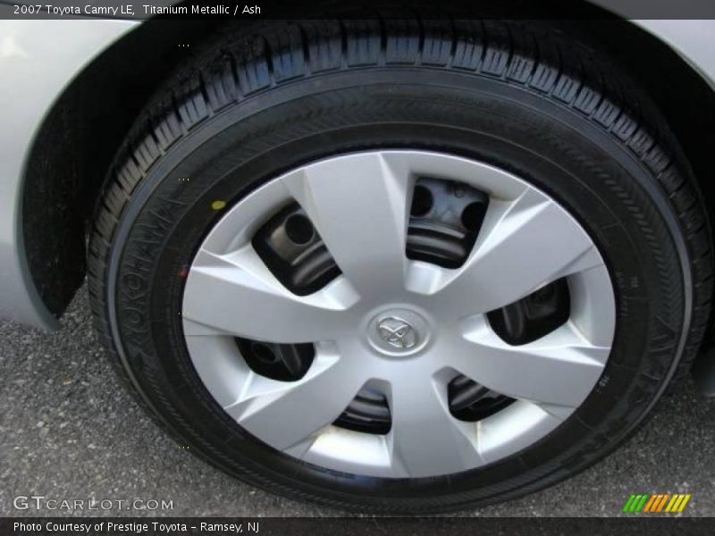 Titanium Metallic / Ash 2007 Toyota Camry LE