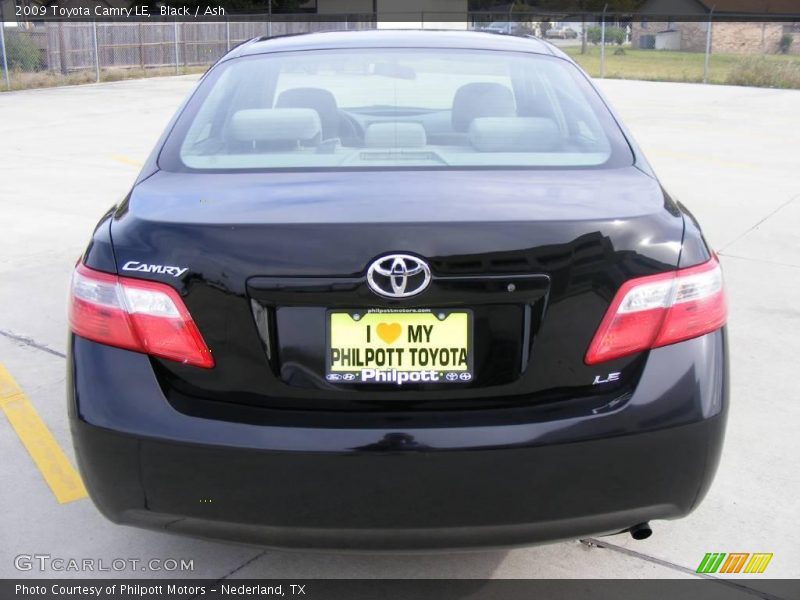 Black / Ash 2009 Toyota Camry LE