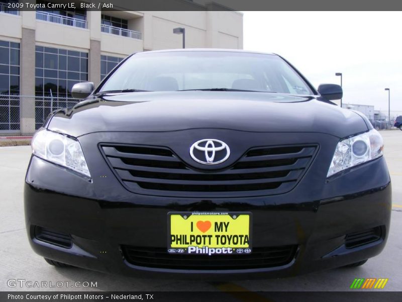 Black / Ash 2009 Toyota Camry LE