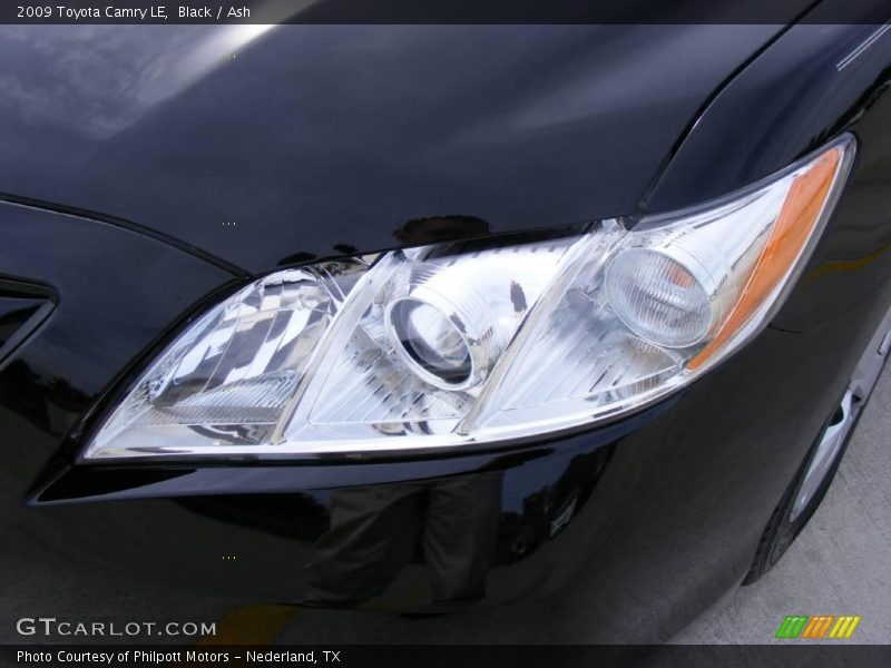 Black / Ash 2009 Toyota Camry LE