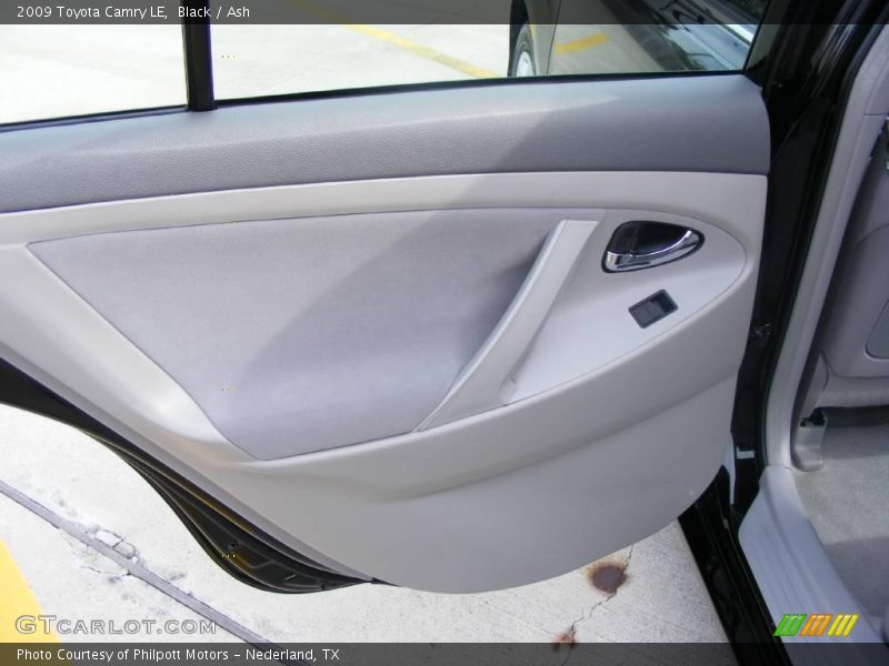 Black / Ash 2009 Toyota Camry LE