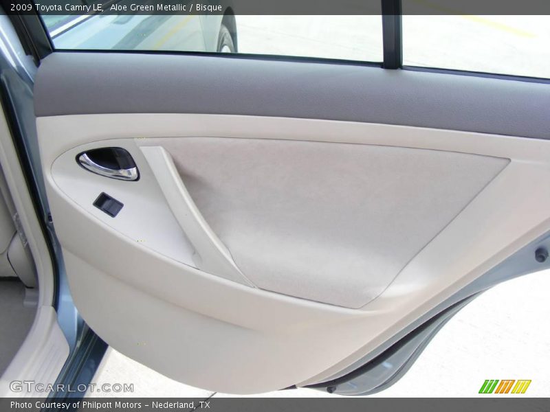 Aloe Green Metallic / Bisque 2009 Toyota Camry LE