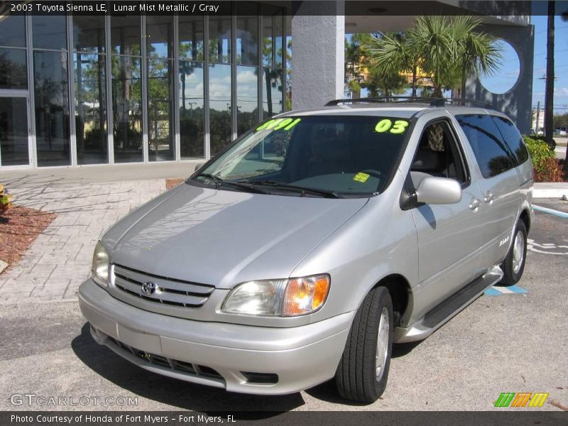 Lunar Mist Metallic / Gray 2003 Toyota Sienna LE