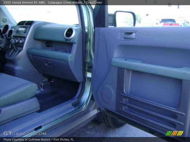 Galapagos Green Metallic / Gray/Green 2005 Honda Element EX AWD