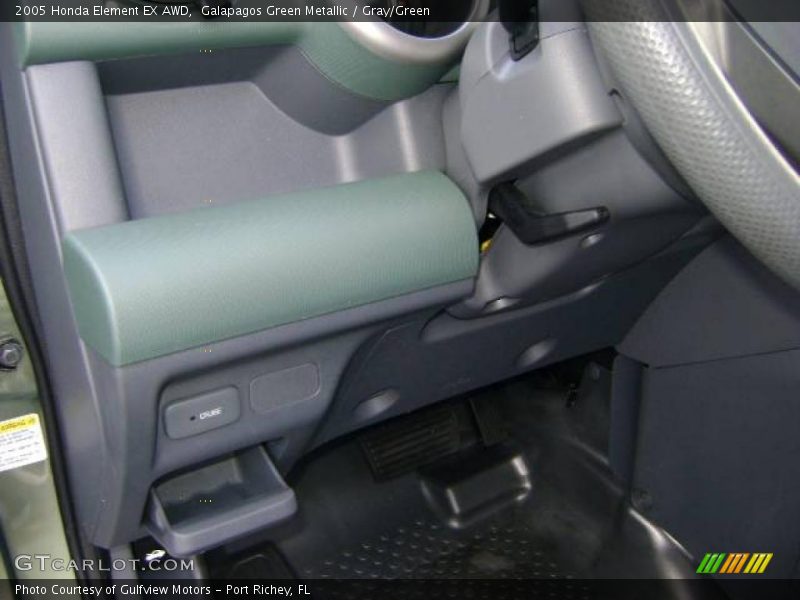 Galapagos Green Metallic / Gray/Green 2005 Honda Element EX AWD