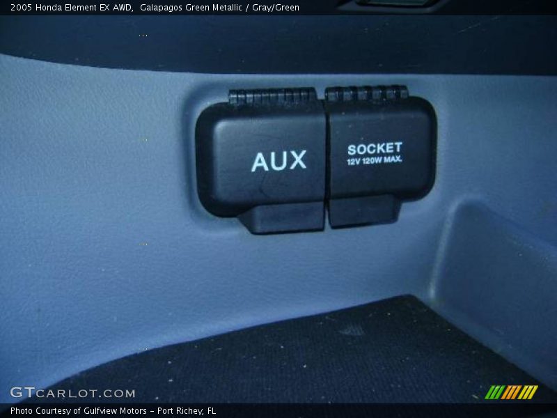 Galapagos Green Metallic / Gray/Green 2005 Honda Element EX AWD