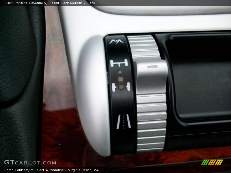 Basalt Black Metallic / Black 2005 Porsche Cayenne S
