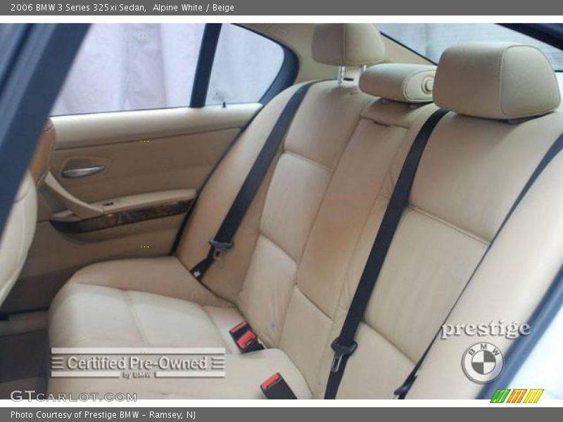 Alpine White / Beige 2006 BMW 3 Series 325xi Sedan