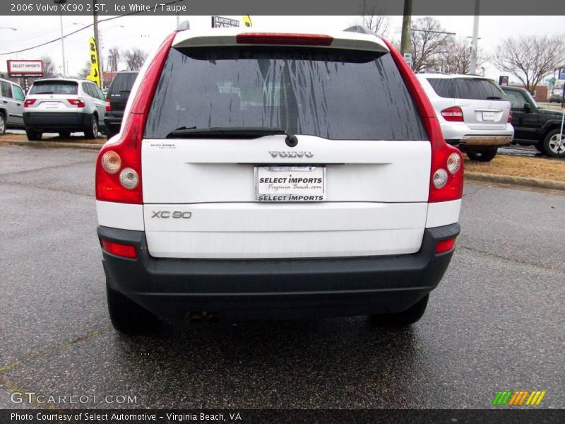 Ice White / Taupe 2006 Volvo XC90 2.5T