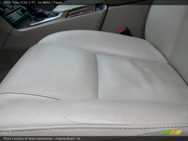 Ice White / Taupe 2006 Volvo XC90 2.5T