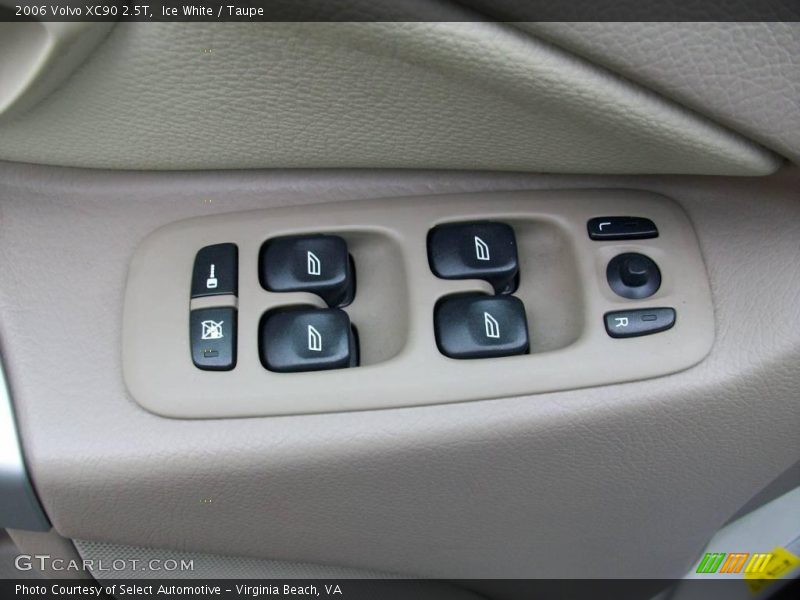 Ice White / Taupe 2006 Volvo XC90 2.5T