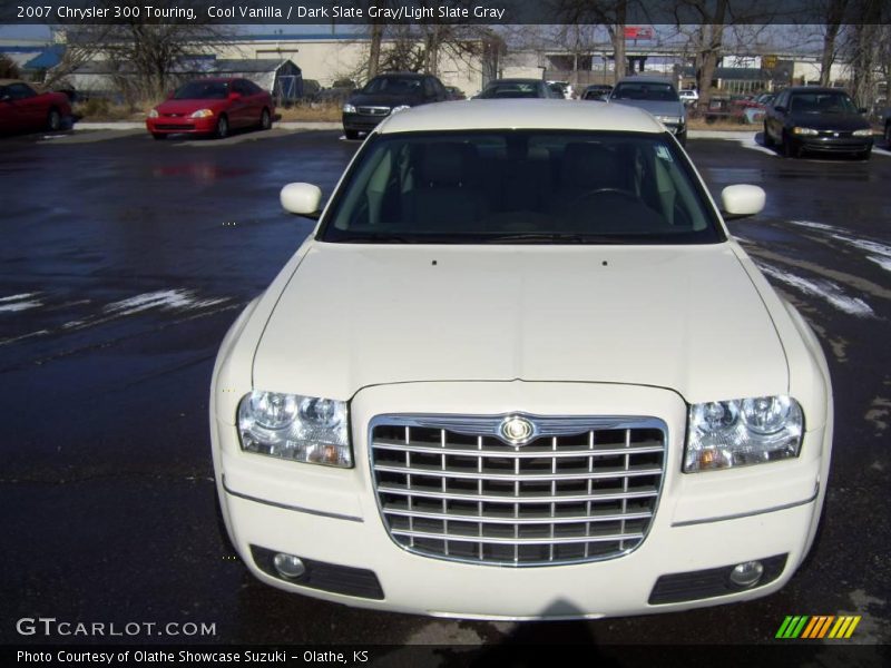 Cool Vanilla / Dark Slate Gray/Light Slate Gray 2007 Chrysler 300 Touring